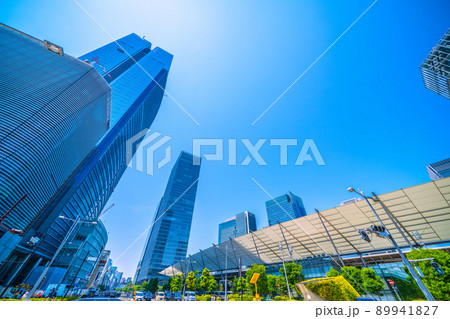 日本の東京都市景観 東京駅や建設中の東京ミッドタウン八重洲などを望む(ほぼ完成へ) 日本の東京都市景観 東京駅や建設中の東京ミッドタウン八重洲などを望む(ほぼ完成へ) 89941827