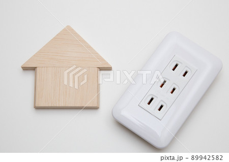住宅のコンセント工事 89942582