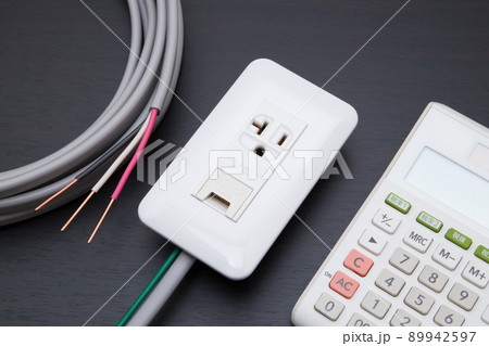 コンセント（アース付き20A）工事費用　イメージ 89942597