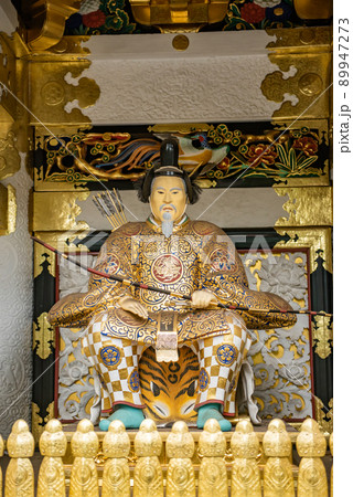 世界遺産　日光東照宮　陽明門　随身像　右大臣 89947273