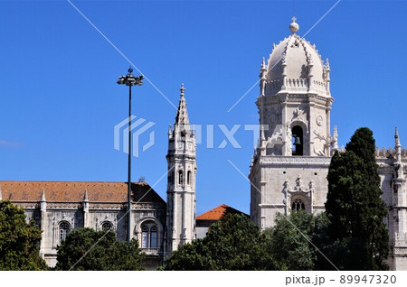 ポルトガル リスボン サンタマリア・デ・ベレン教会の鐘楼と尖塔 ポルトガル リスボン サンタマリア・デ・ベレン教会の鐘楼と尖塔 89947320