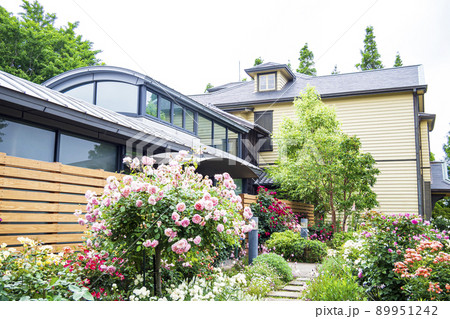 異国情緒溢れる神奈川県横浜市中区山手の外交官の館洋館 89951242