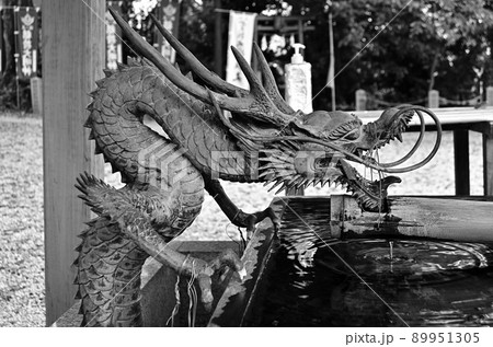 埼玉県秩父市今宮神社 手水舎の龍 埼玉県秩父市今宮神社 手水舎の龍 89951305