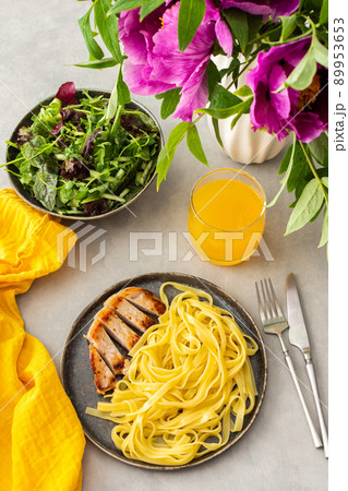 Hearty delicious lunch 89953653