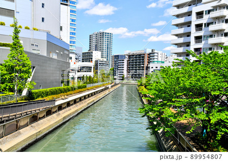 竹芝橋/新芝運河より芝浦運河方向を望む(東京都港区)【2022.4】 竹芝橋/新芝運河より芝浦運河方向を望む(東京都港区)【2022.4】 89954807