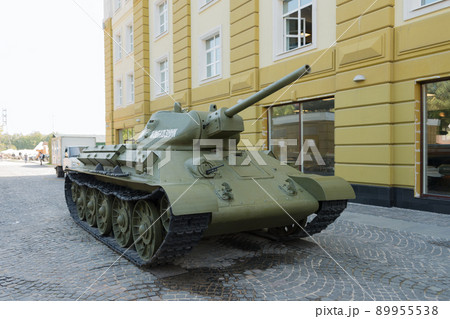 市街地のソ連軍T-34-76中戦車 市街地のソ連軍T-34-76中戦車 89955538