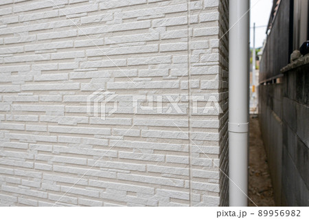 新築一戸建て住宅外壁部分 89956982