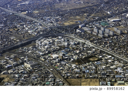 愛知県の清州ジャンクション付近を空撮 89958162