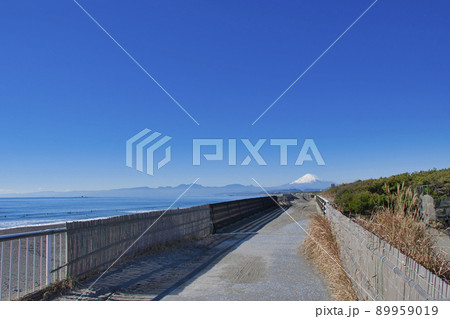 【藤沢市】辻堂海岸の風景 89959019