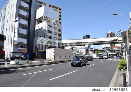 大阪市福島区 野田阪神の街並み 89963628