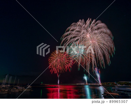 熱海海上花火大会　静岡県　観光、温泉 89965307