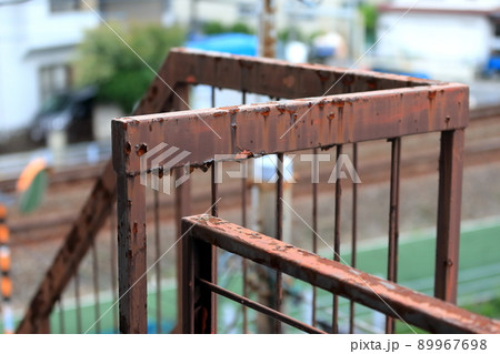 錆びた手摺　イメージ 89967698