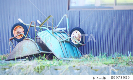 農作業　手押し車 89973939