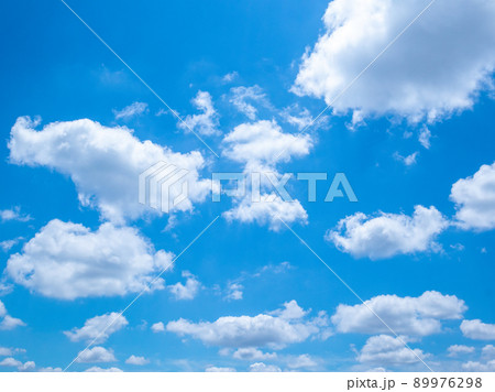 青空と雲 89976298