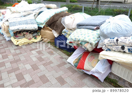 粗大ごみ 89978020