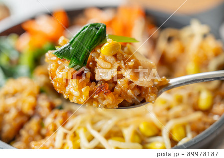 韓国料理　ビビンバ 89978187