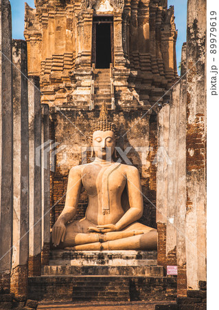 Wat Phra Sri Rattana Mahathat Rajaworaviharn temple and buddha in Si Satchanalai historical park Wat Phra Sri Rattana Mahathat Rajaworaviharn temple and buddha in Si Satchanalai historical park 89979619