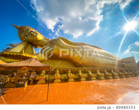 Wat Phra Prang Muni in Sing Buri province, Thailand Wat Phra Prang Muni in Sing Buri province, Thailand 89980353