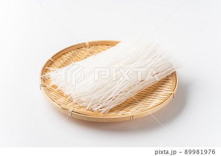 乾燥春雨 89981976