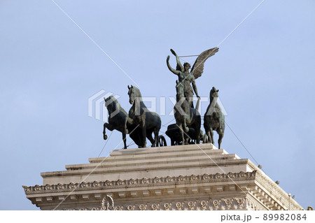 Statue of the goddess Victoria riding on quadriga, National Monument of Victor Emmanuel II, Altare della Patria, Rome, Italy Statue of the goddess Victoria riding on quadriga, National Monument of Victor Emmanuel II, Altare della Patria, Rome, Italy 89982084