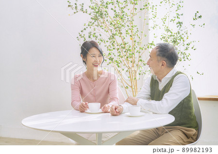 シニア デート シニア デート 89982193