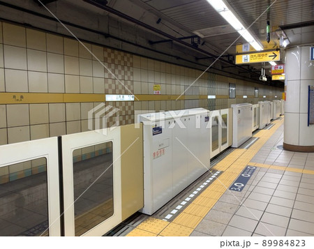 月島駅構内 89984823