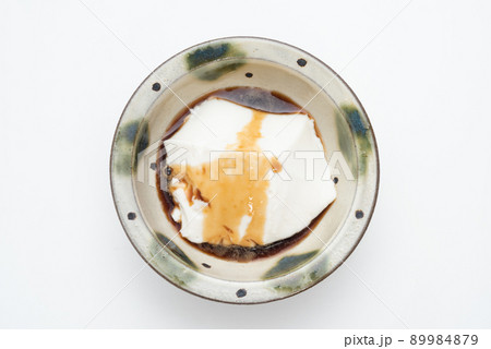 ジーマーミ豆腐黒蜜がけ 89984879