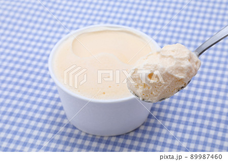 バニラアイスクリーム バニラアイスクリーム 89987460