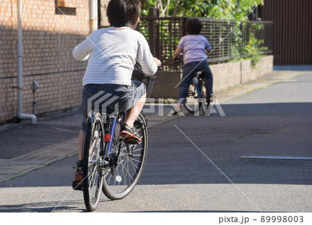 自転車練習　子供 89998003