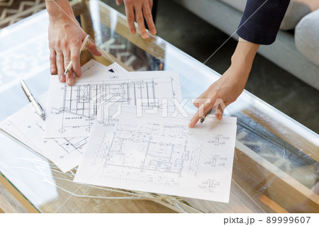 会議　ビジネスシーン 89999607