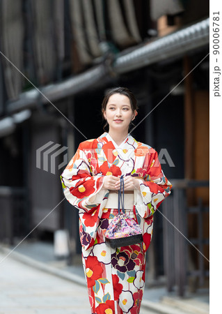 着物の女性 京都女子旅 着物の女性 京都女子旅 90006781