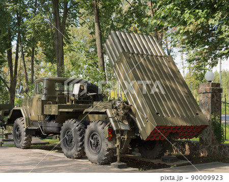 ソ連軍BM-21Bグラート1 122mm多連装ロケットランチャーの写真素材