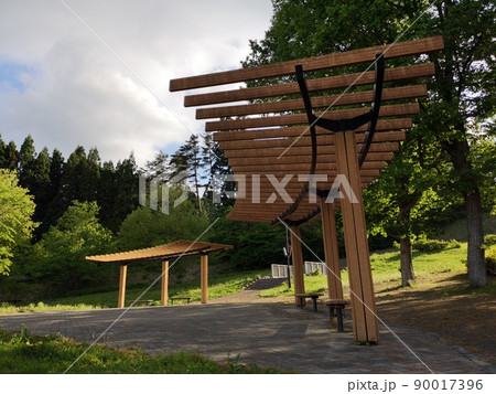 公園のパーゴラ 公園のパーゴラ 90017396