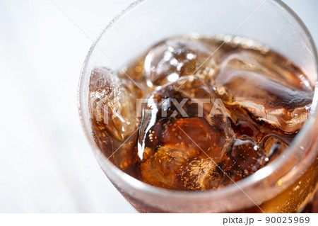 コーラ　炭酸飲料 90025969