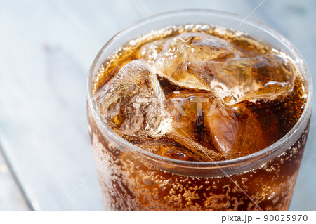 コーラ 炭酸飲料 コーラ 炭酸飲料 90025970