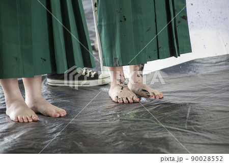 裸足の女子高生 90028552