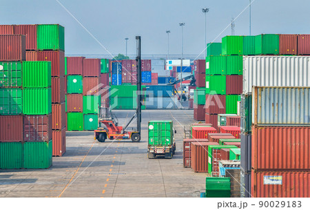 Packing and separating built for convenience Provide services to exporters importers in all activities related to container products. Packing and separating built for convenience Provide services to exporters importers in all activities related to container products. 90029183