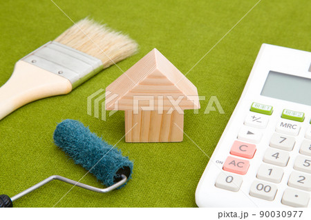 住宅の外壁塗装工事の費用　相場イメージ 90030977