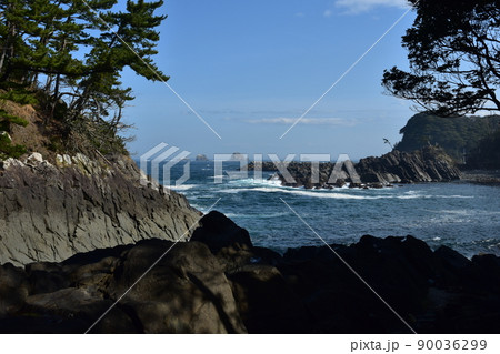 南三陸 気仙沼 神割崎 さんさん商店街 ホテル観洋 ウミネコ 海猫 海 三陸 津波 防波堤 復興 南三陸 気仙沼 神割崎 さんさん商店街 ホテル観洋 ウミネコ 海猫 海 三陸 津波 防波堤 復興 90036299