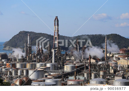 2023年10月に閉鎖されるENEOS和歌山製油所（旧 東燃ゼネラル石油） 90036977