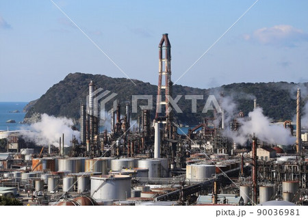 2023年10月に閉鎖されるENEOS和歌山製油所（旧 東燃ゼネラル石油） 90036981