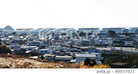 2023年10月に閉鎖されるENEOS和歌山製油所（旧 東燃ゼネラル石油） 90037021