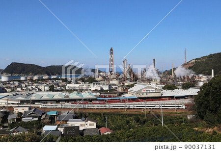 2023年10月に閉鎖されるENEOS和歌山製油所（旧 東燃ゼネラル石油） 90037131