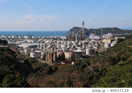 2023年10月に閉鎖されるENEOS和歌山製油所(旧 東燃ゼネラル石油) 2023年10月に閉鎖されるENEOS和歌山製油所(旧 東燃ゼネラル石油) 90037139