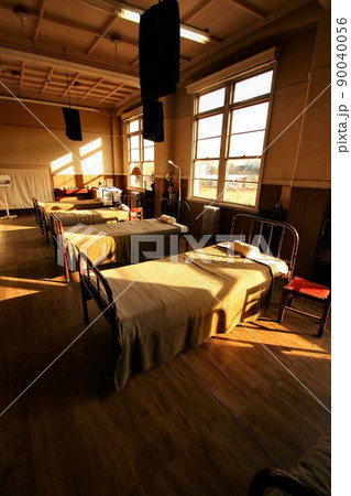 戦時中の病室 ~筑波海軍航空隊・司令部庁舎にて 戦時中の病室 ~筑波海軍航空隊・司令部庁舎にて 90040056