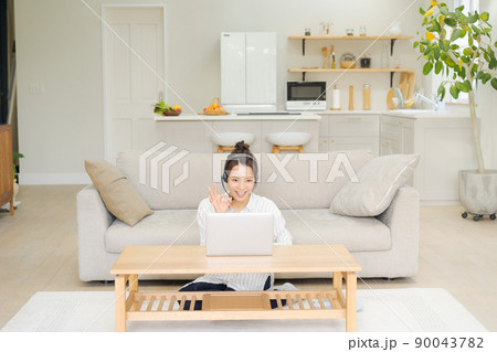 オンラインレッスン　リモートワーク 90043782