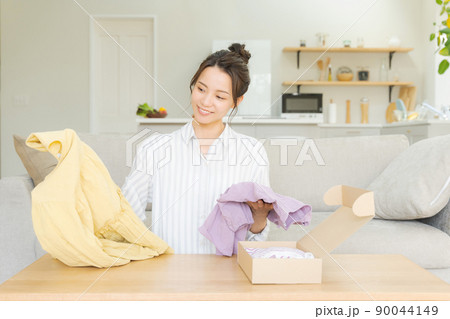 中古服　販売　梱包　主婦 90044149