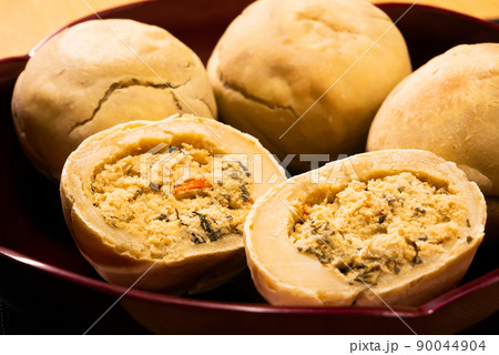 長野県の郷土料理のハード系おやき 長野県の郷土料理のハード系おやき 90044904