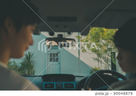 妻の運転について夫の注意が多い 妻の運転について夫の注意が多い 90048879