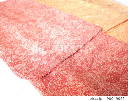 畳んだ着物 90049065